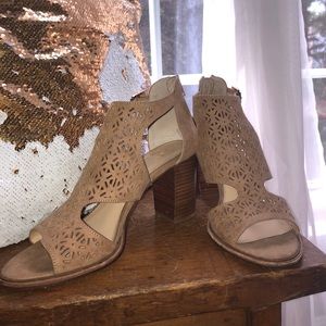 Jessica Simpson Sandal Heels
